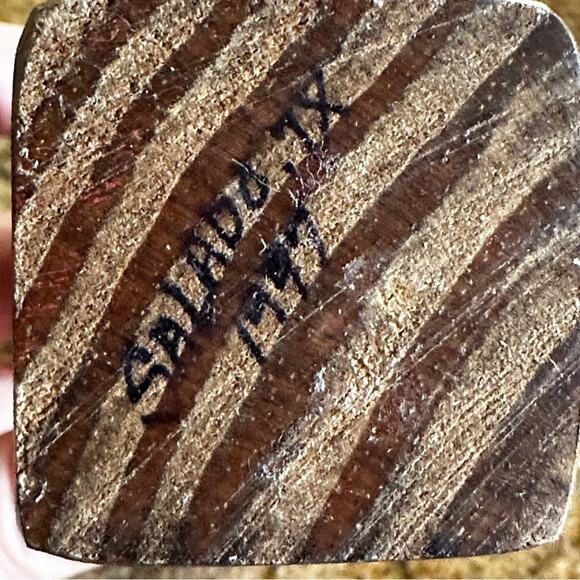 Vintage hand painted Santa Decor - Picture 2 of 4